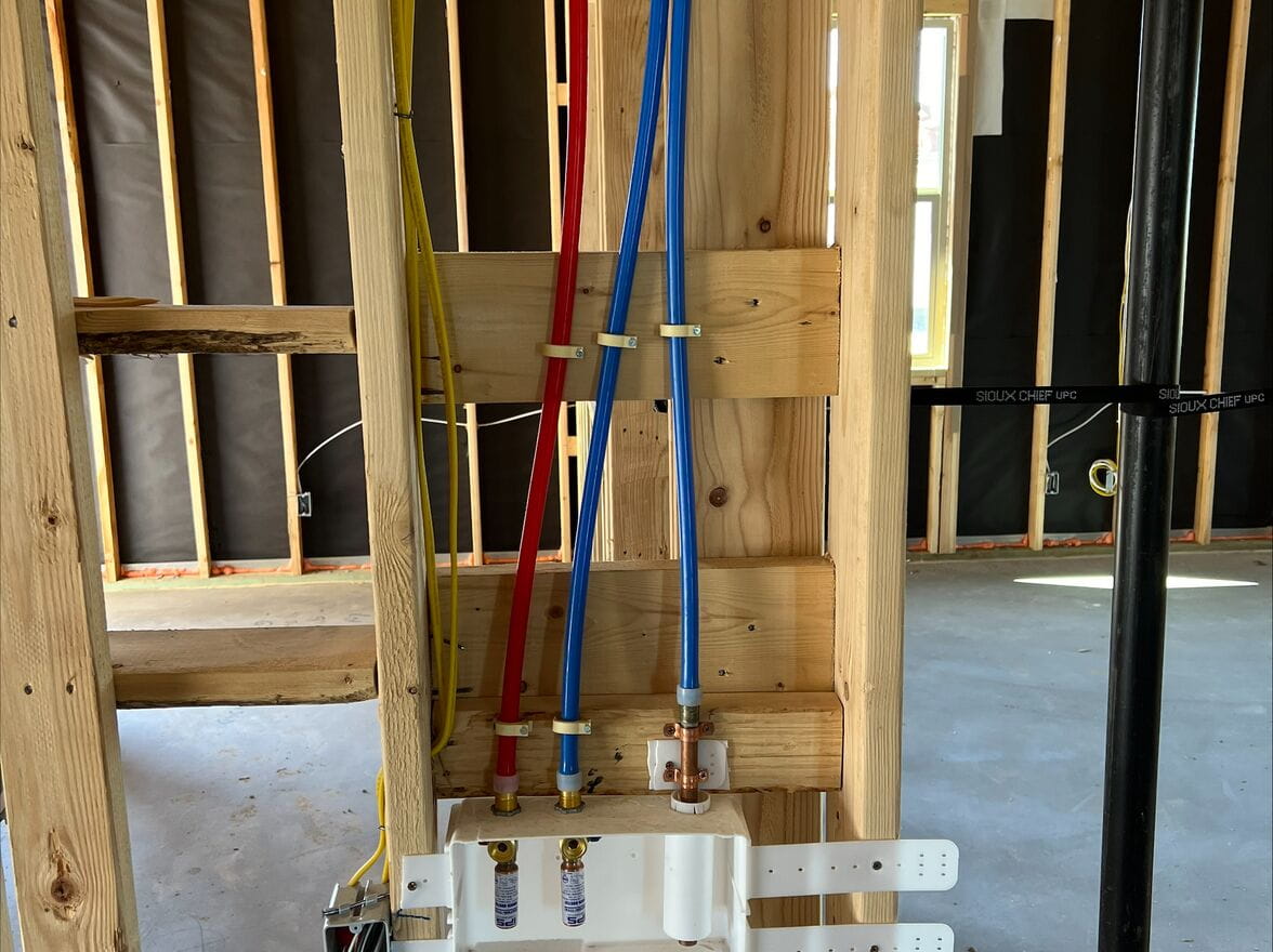 PEX-a Vs. PEX-b: Choosing The Right Plumbing Solution | Uponor